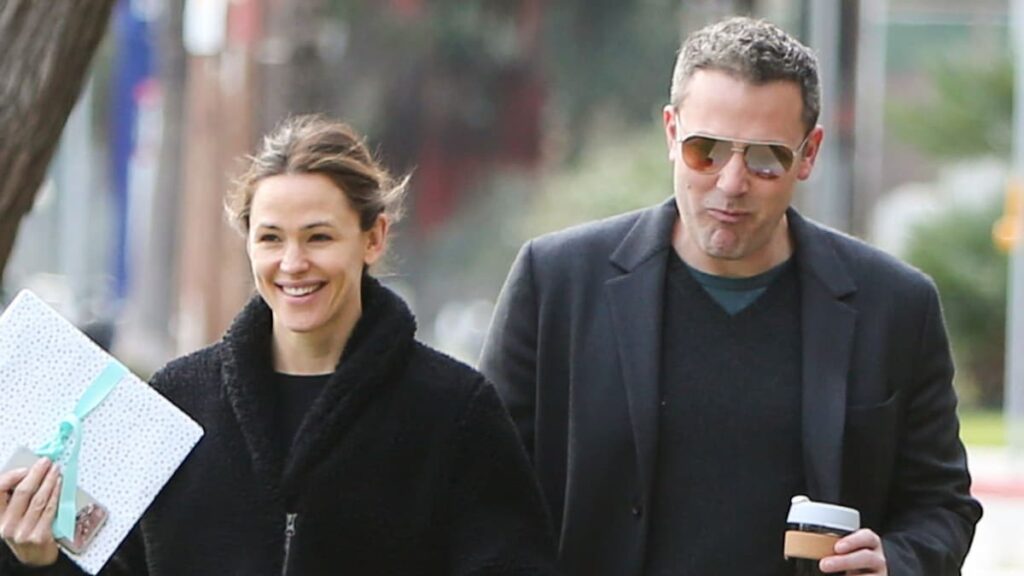 Jennifer Garner mira hacia atrás en el dulce momento con Ben Affleck y demuestra que todavía tienen una gran relación