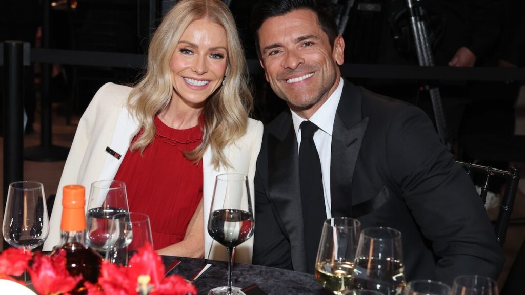 Kelly Ripa y Mark Consuelos revelan lo único que cada pareja debe hacer antes de tener hijos