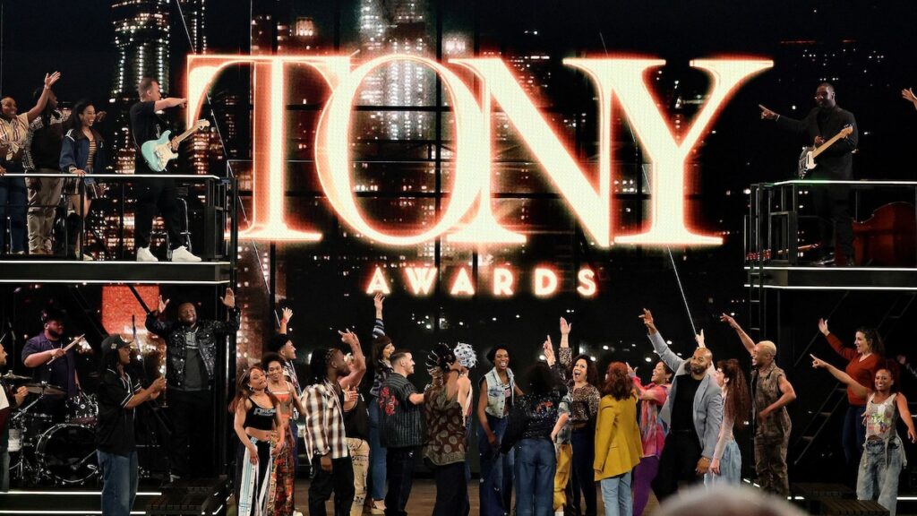 2025 Tony Awards: Cómo ver, a qué hora, quién es el anfitrión y más