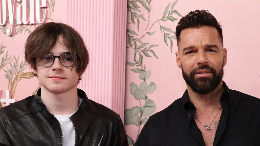 El hijo de Ricky Martin, Tino, hace una súplica pública a su padre