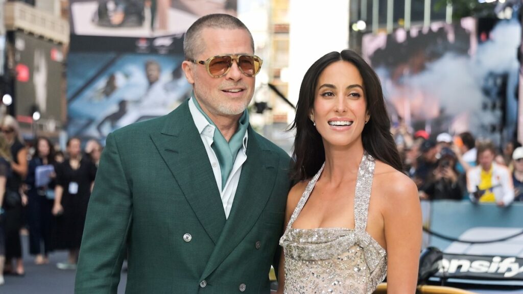 Brad Pitt e Ines de Ramon demuestran que están muy enamorados del dulce momento de estreno en Londres