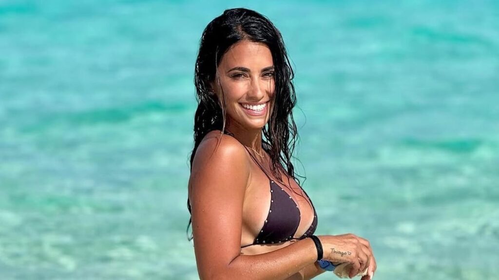 Antonela Roccuzzo, la esposa de Messi, se vuelve viral con la chisporroteante foto de bikini