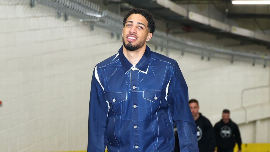 Alerta de Tornado Retrasa Llegada de Pacers una ciudad de Oklahoma