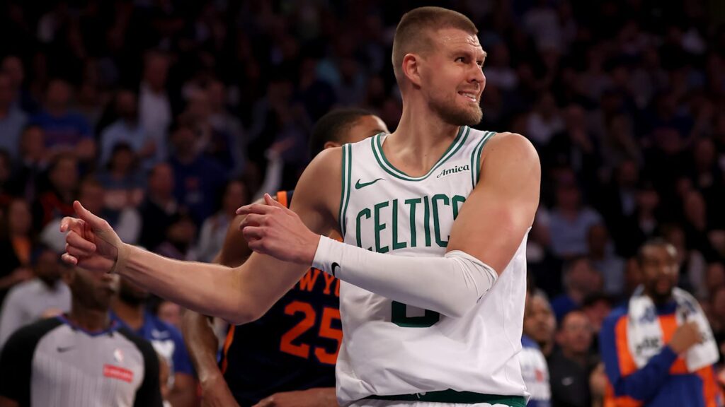 Arman nueva oferta de cambio de los Lakers a Celtics por Kristaps Porzingis