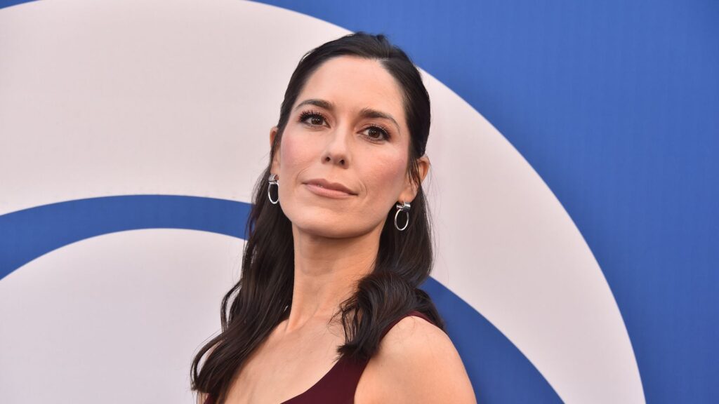 Sheila Carrasco es la actriz estadounidense chilena protagonizada por ‘Ghosts’