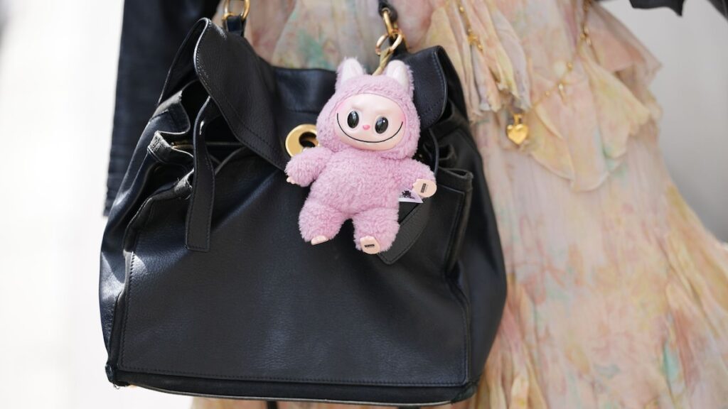 Cómo las muñecas Labubu se convirtieron en el artículo de TI de 2025