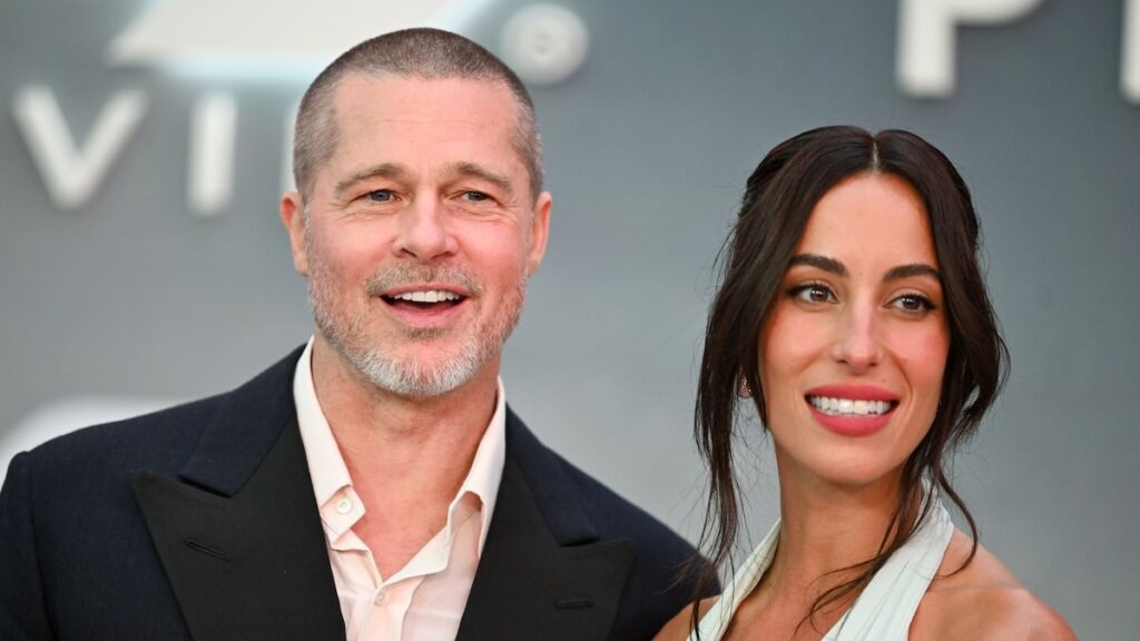 Brad Pitt e Ines de Ramon Match in Blue después del debut en la alfombra roja de Nueva York