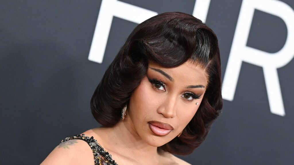 Cardi B está contento de que su matrimonio con compensación haya terminado, aquí es por qué