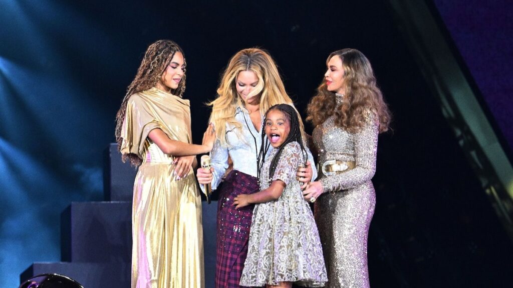 Cómo Rumi convenció a Beyoncé de incluirla en la gira ‘Cowboy Carter’