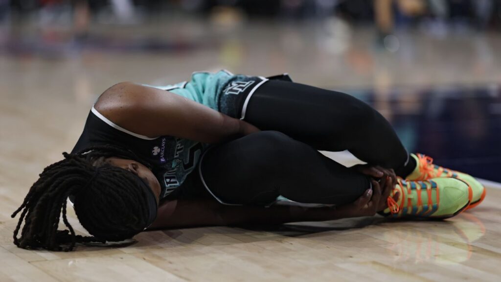 ¿Cuánto tiempo perderá jonquel jones por su eSguince de Tobillo?