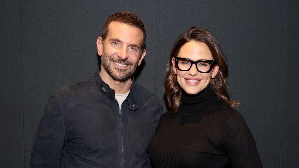 Jennifer Garner y Bradley Cooper se reúnen para una dulce salida con sus hijos