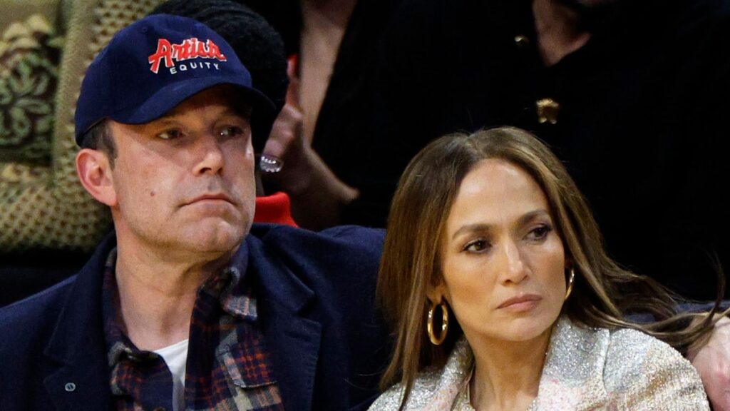 Jennifer López y Ben Affleck sacan su mansión del mercado después de no poder venderla por un año