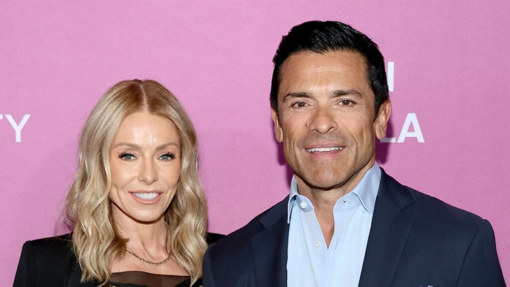Kelly Ripa dice que si ella y Mark Consuelos se separan, nunca se volverá a desnudar