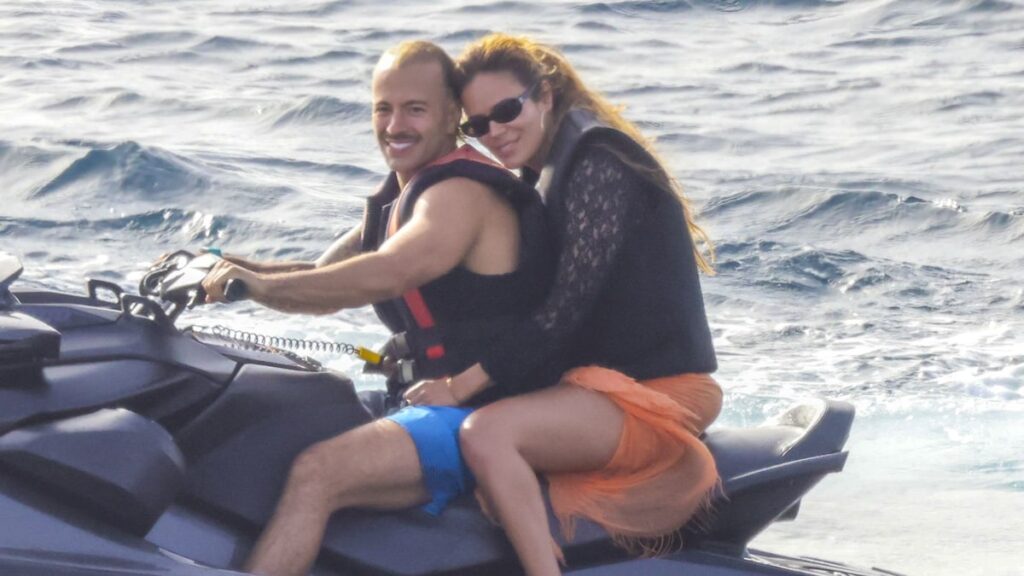 Inside Karol G y Feid’s Romantic Escape in Formentera: ver fotos