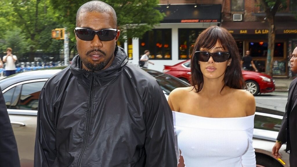 La pareja llega a Shanghai