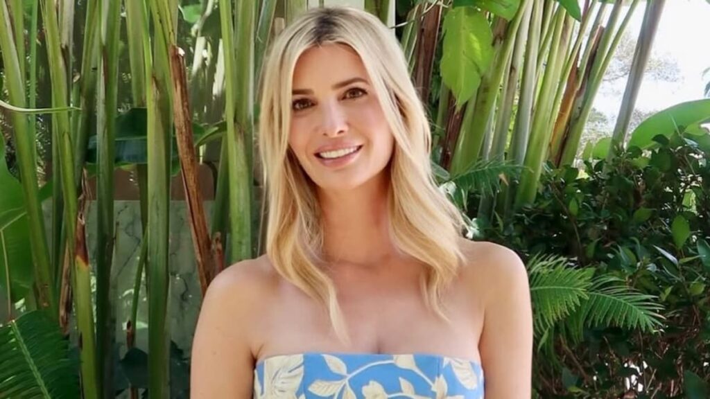 Ivanka Trump vuelve la cabeza con un vestido verde sabio y un cinturón vintage en el exclusivo retiro de Sun Valley