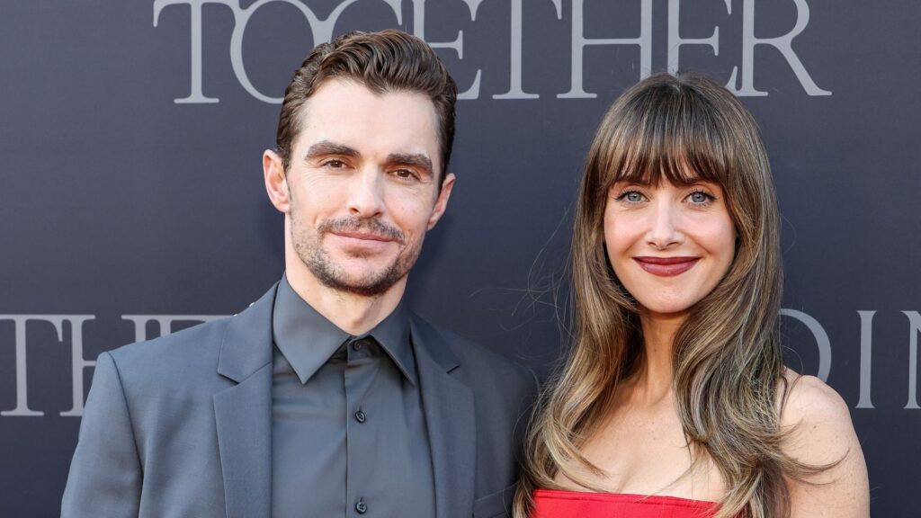 Alison Brie y Dave Franco sobre ser magullados, desnudos y más cercanos, en “juntos”