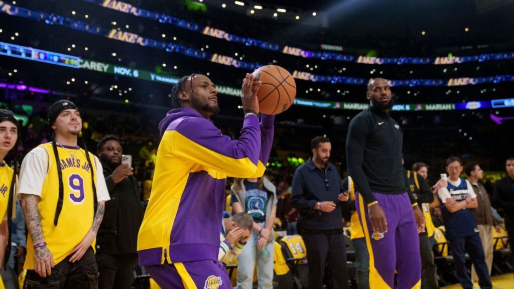 Bronny James No Presta Atención A Especulaciones Sobre LeBron