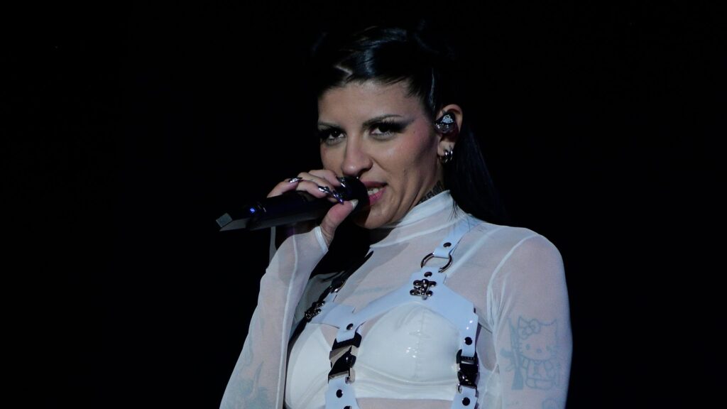 Cazzu hace historia en YouTube y envía un poderoso agradecimiento a los fanáticos