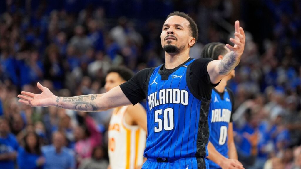 Fuentes: Cole Anthony Acuerda rescisión de contrato; Planea Unirse A Bucks