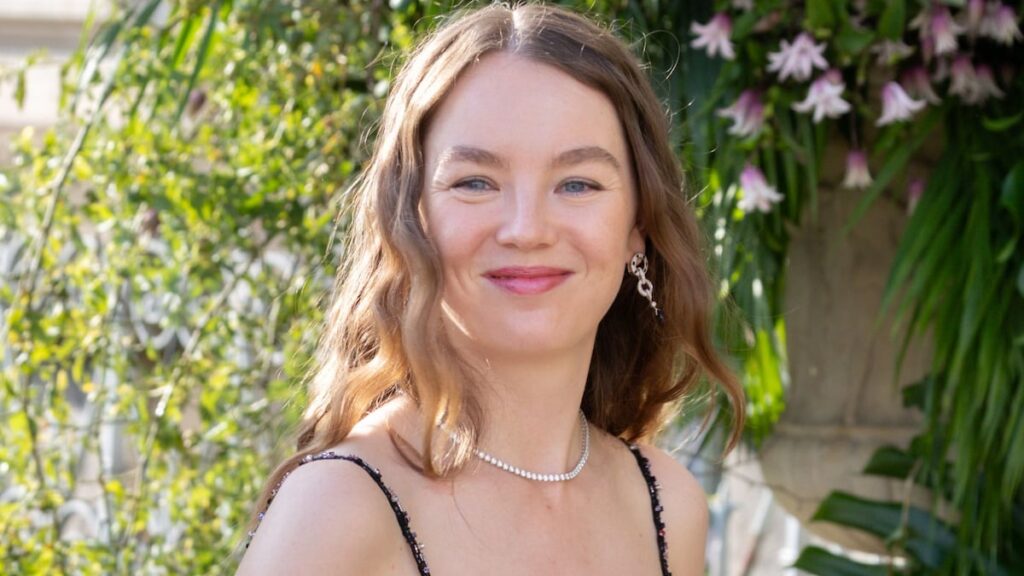 La hija de la princesa Caroline, la princesa Alexandra de Hanover, entra en su ‘Era de Meredith Blake’