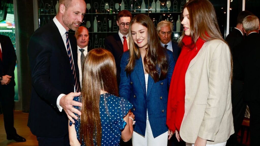 ¡Metas de princesa! Princesa Leonor e Infanta Sofía se encuentran con la princesa Charlotte en Suiza: Fotos