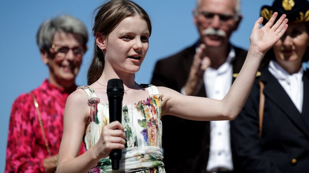 La hija de la princesa Charlene, la princesa Gabriella, ocupa el centro del escenario durante la visita familiar