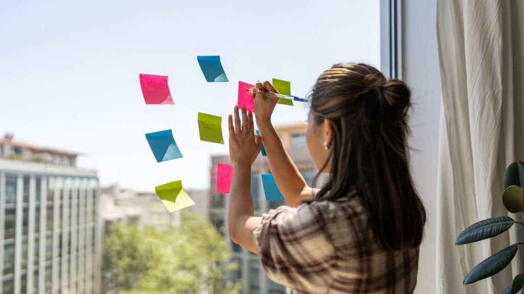 ¿Cuál es el método 10-10-10? Secreto de la Generación Z para manifestar y tomar decisiones de vida