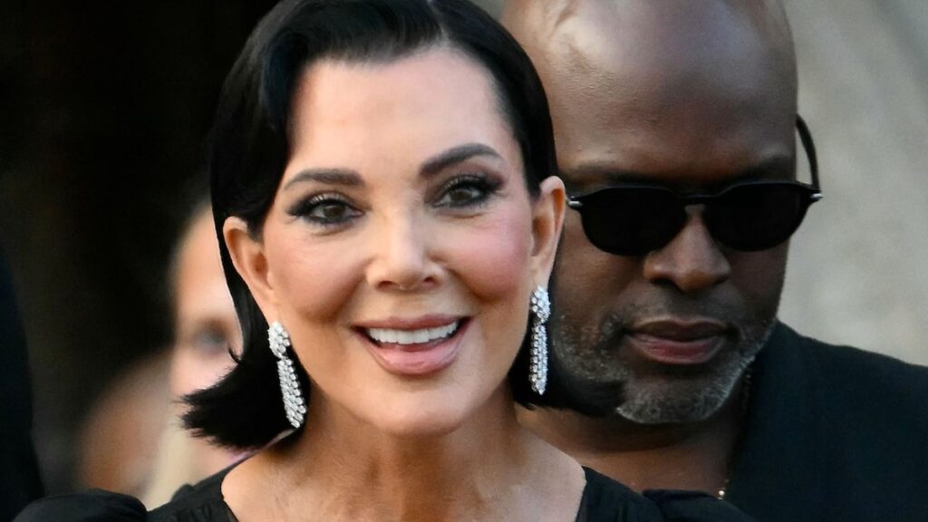 Kris Jenner acusó de tener seis dedos en la última controversia de Photoshop