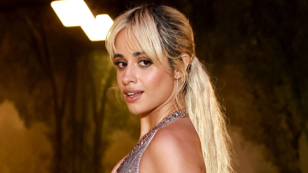 La reacción sincera de Camila Cabello al mal funcionamiento del vestuario durante la presentación en vivo