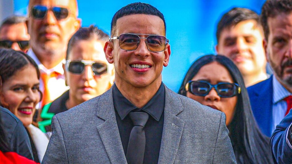 Daddy Yankee aparece en la corte después de demandar a su ex esposa, Mireddys González, con nuevas acusaciones