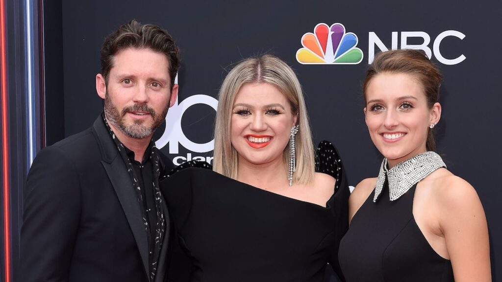 La hija de Brandon Blackstock, Savannah Blackstock, reveló su embarazo antes de la muerte del ex de Kelly Clarkson