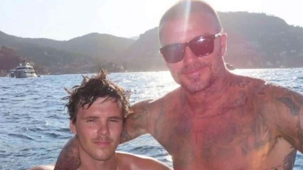 David y Cruz Beckham suben el calor en Italia con el momento de Viral Speedo