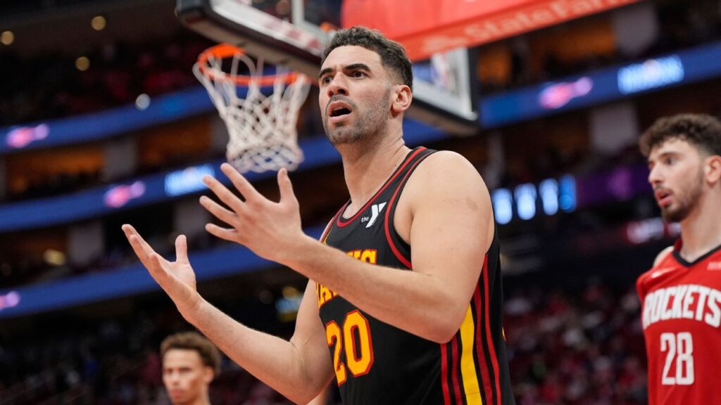 Fuentes: Celtics Reducen Salario de Niang en Intercambio; Fichan un Chris Boucher