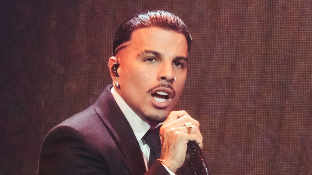 Rauw Alejandro, entre amigos, Maria Becerra, Emilia y más