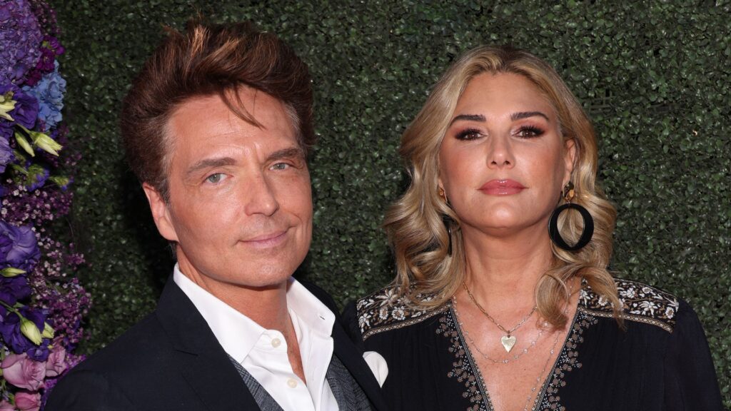 Un momento de círculo completo de su era MTV VJ