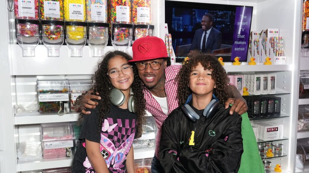 Nick Cannon dice que tener 5 hijos en un año fue ‘descuidado’, pero no descarta más