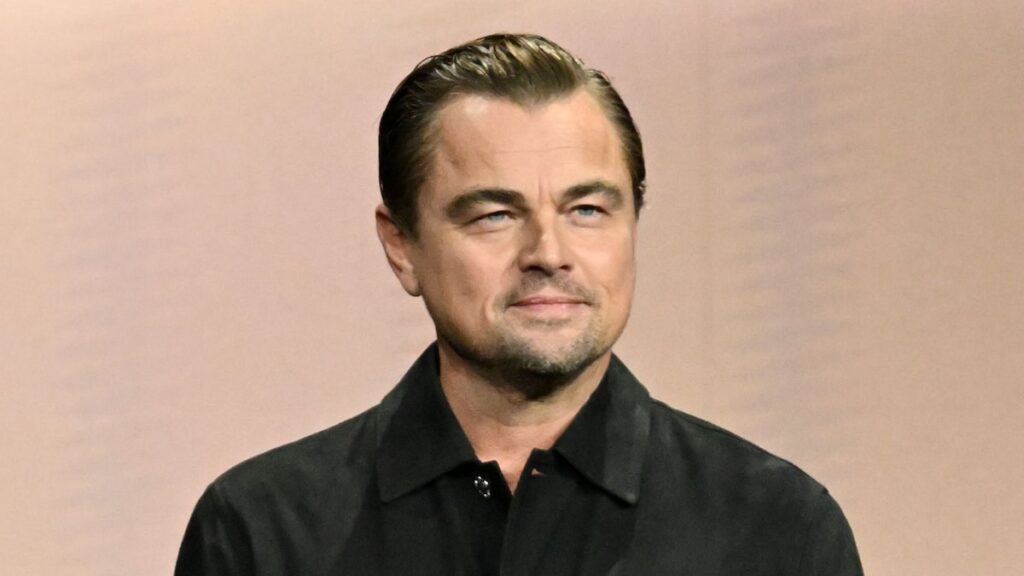 Las románticas vacaciones de Ibiza de Leonardo DiCaprio dan un turno con la búsqueda policial