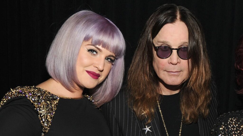 Kelly Osbourne honró a su padre Ozzy con una promesa de que se negó a romper