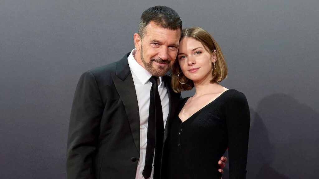 Antonio Banderas reflexiona sobre su vida y la boda de su hija Stella