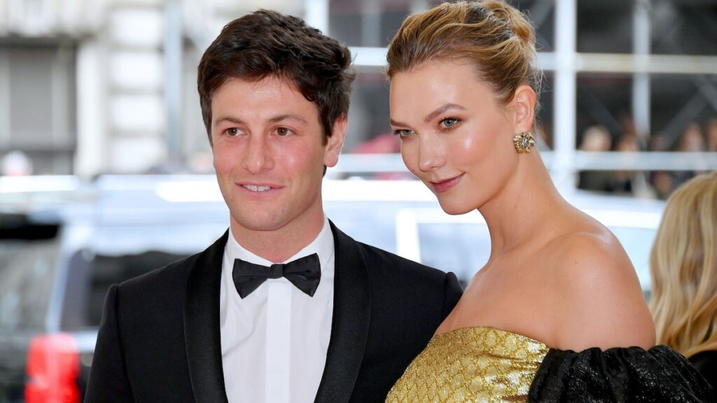 Karlie Kloss y su esposo Joshua Kushner Bienvenido al bebé No. 3