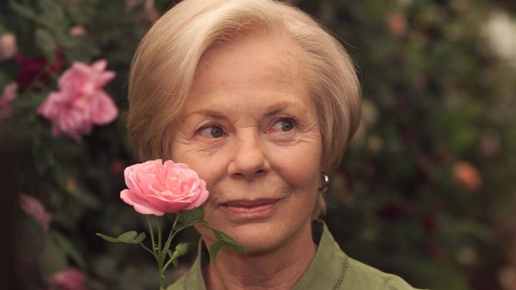 El rey Charles y la reina Camilla asistirán al primer funeral católico para una realeza británica en la historia moderna