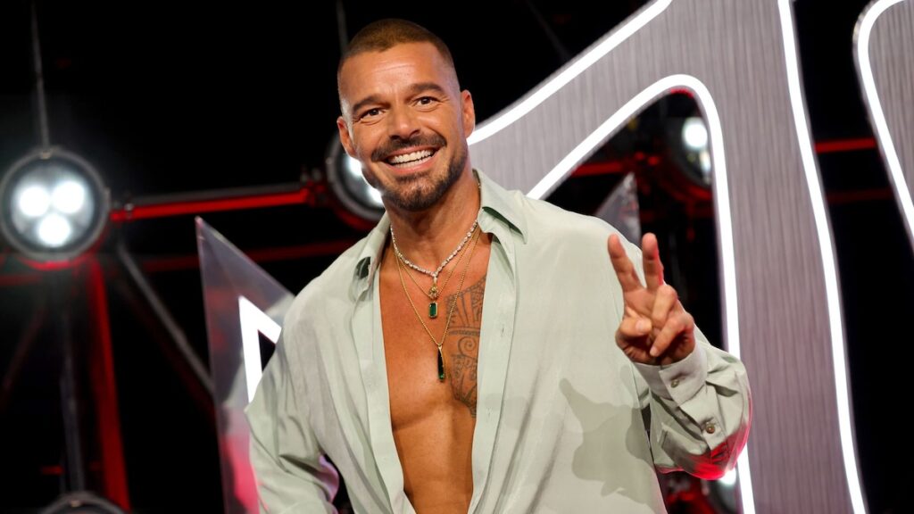 Sabrina Carpenter, Ariana Grande, Ricky Martin, J Balvin y más