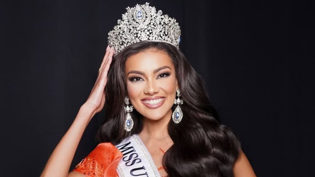 Conoce a la reina que se dirige a Tailandia