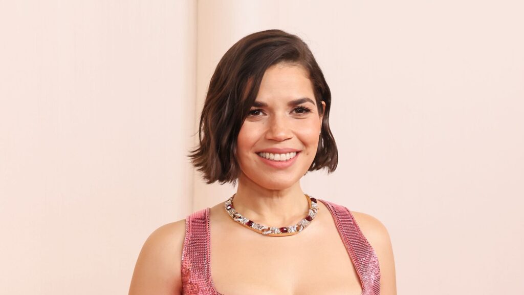 CRITICS ‘Choice Association presenta homenajeados con estrellas para la celebración latina