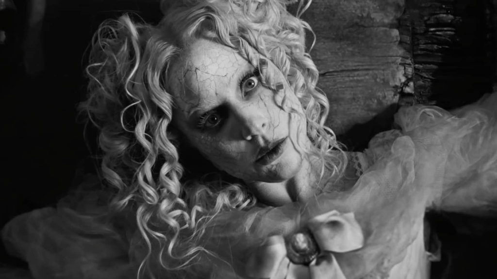 El video musical inquietante en los lugares más espeluznantes de México en los lugares más espeluznantes de México