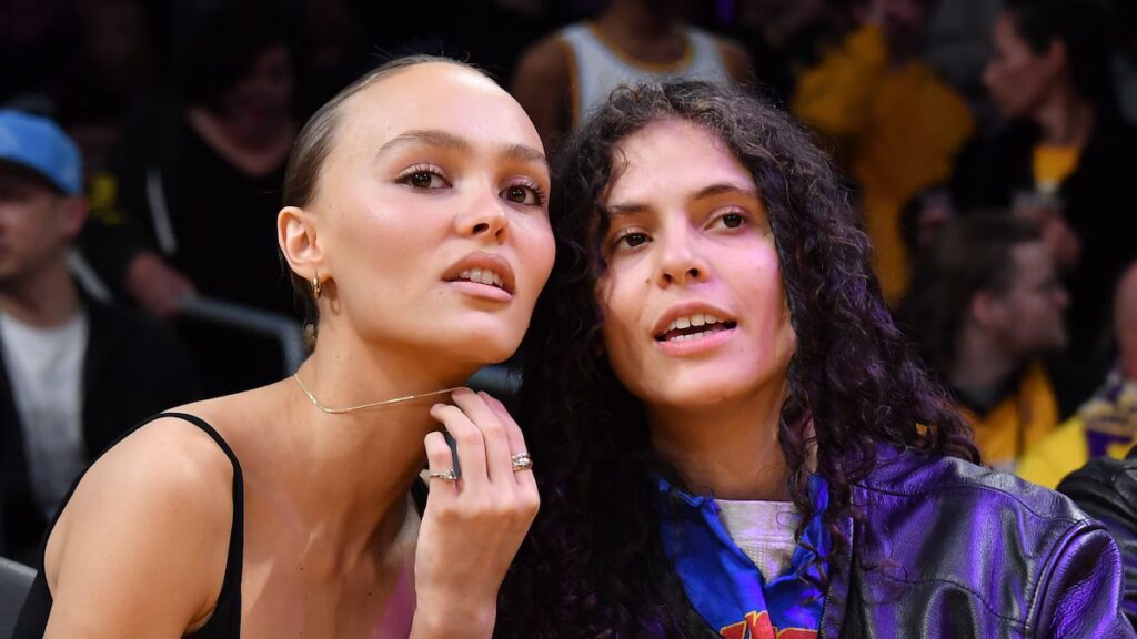 ¿Lily-Rose Depp está planeando su boda con 070 Shake? Ella ya encontró su vestido.