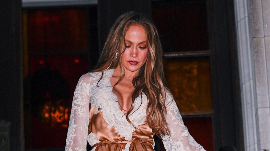 Sexy Silk Rope Dress y looks más feroces