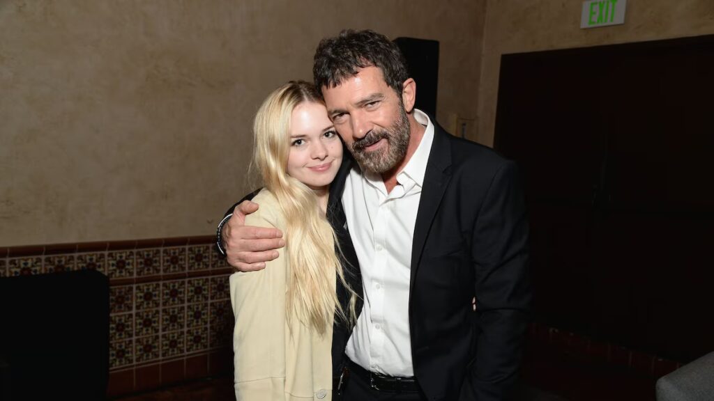 Antonio Banderas comparte emotivo homenaje y fotos raras después de la boda de cuento de hadas de Stella Banderas