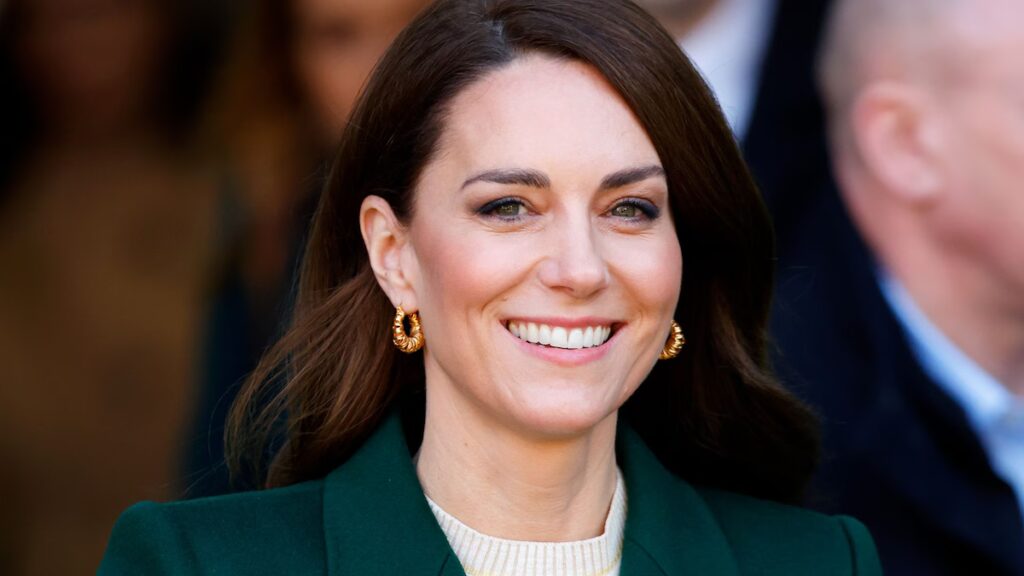 Kate Middleton elige un diseño de Victoria Beckham en su gran día